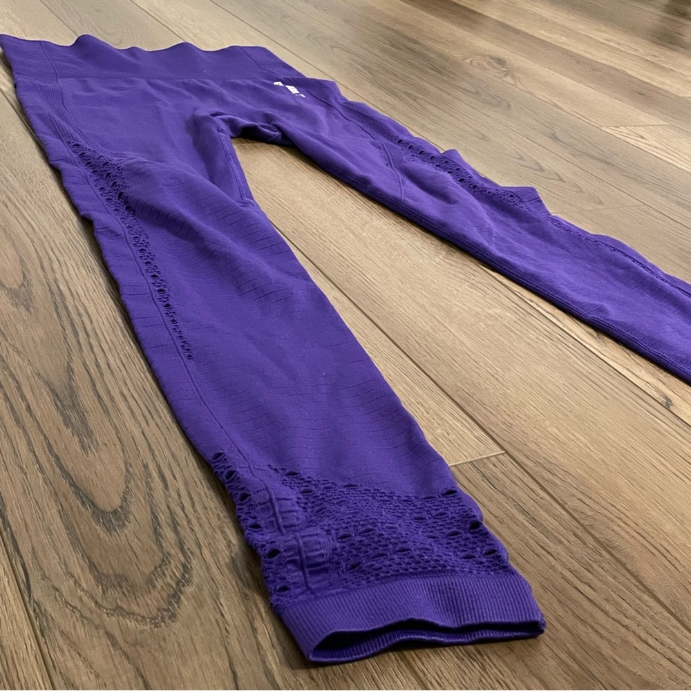 Gymshark Flawless Knit‎ Leggings Purple